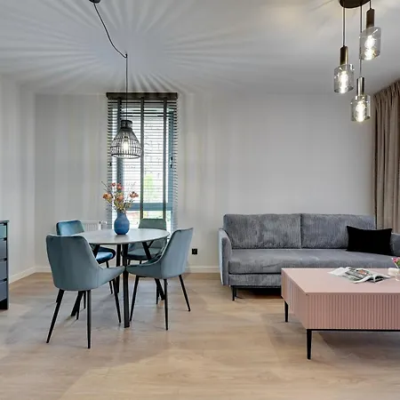 Scala Center & Parking By Downtown 4*