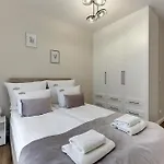 Scala Center & Parking By Downtown شقة فندقية
