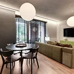 Scala Center & Parking By Downtown 4*