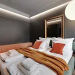 Scala Center & Parking By Downtown 4*