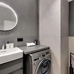 Aparthotel Scala Center & Parking By Downtown 4*
