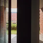 Scala Center & Parking By Downtown 4*