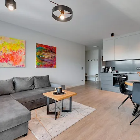 Apartment Scala Center & Parking By Downtown