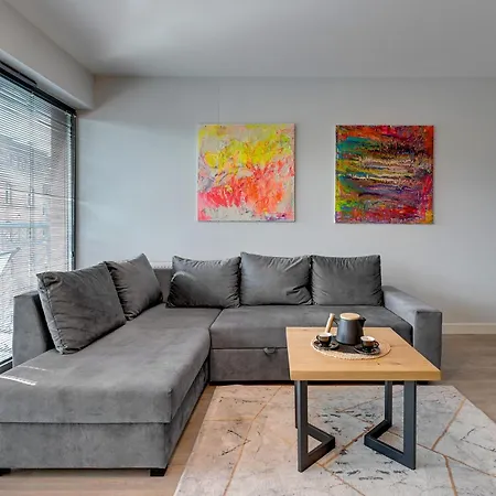 Scala Center & Parking By Downtown Apartment
