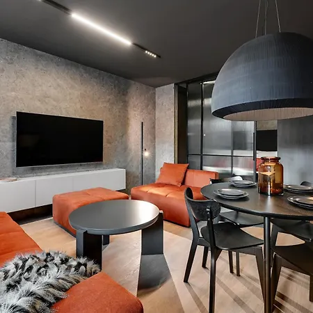 Scala Center & Parking By Downtown