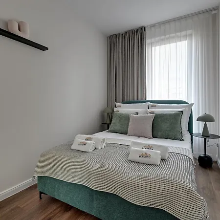 アパートホテル Scala Center & Parking By Downtown 4*