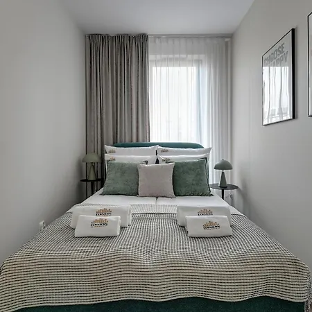 アパートホテル Scala Center & Parking By Downtown 4*