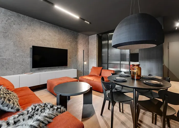 Scala Center & Parking By Downtown