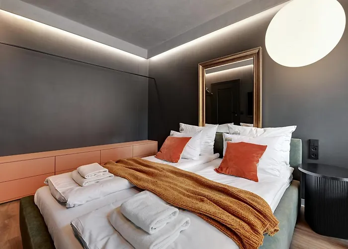 Scala Center & Parking By Downtown 4*