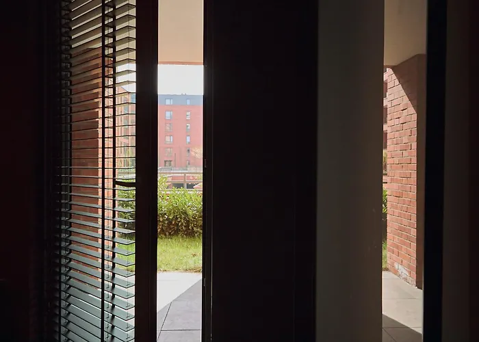 Scala Center & Parking By Downtown 4*